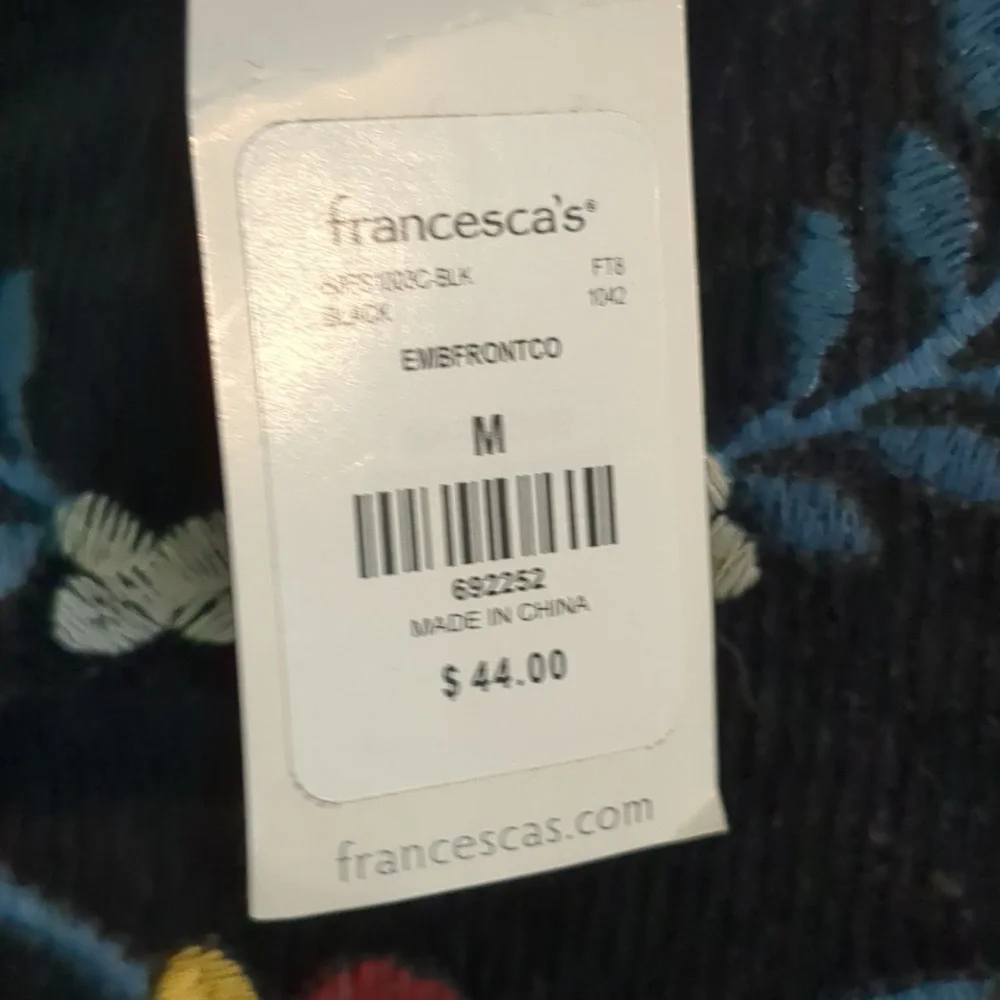 NWT Miami (Francesca'Embroidered Floral black skirt, Size Medium - Picture 3 of 5